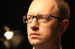 Яценюк порахував, що Янукович коштує 3,5 мільйонів на день Яценюк порахував, що Янукович коштує 3,5 мільйонів на день