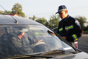 Буковинські ДАІшники до 15 травня не штрафуватимуть за порушення нових правил дорожнього руху Буковинські ДАІшники до 15 травня не штрафуватимуть за порушення нових правил дорожнього руху