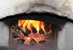 Буковинка обгоріла, розпалюючи піч Буковинка обгоріла, розпалюючи піч