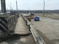 Міст в Атаках відкриють сьогодні для транспорту до 6 тонн Міст в Атаках відкриють сьогодні для транспорту до 6 тонн