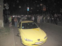 Розлючені кияни влаштували самосуд над мажором з міліцейським посвідченням Розлючені кияни влаштували самосуд над мажором з міліцейським посвідченням