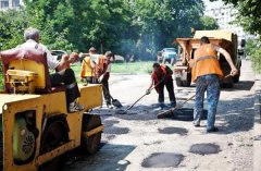 Колишній “медведчуківець” за 29 мільйонів поточно відремонтує дорогу Житомир-Чернівці Колишній “медведчуківець” за 29 мільйонів поточно відремонтує дорогу Житомир-Чернівці