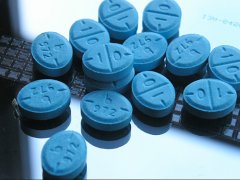 Чернівецькі правоохоронці затримали організаторів підпільної нарколабораторії Чернівецькі правоохоронці затримали організаторів підпільної нарколабораторії