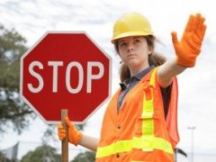 Новодністровці обіцяють перекрити в'їзд в Чернівецьку область Новодністровці обіцяють перекрити в'їзд в Чернівецьку область