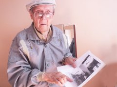 Чернівчанин-інвалід добивається облаштування зупинки на Бережанській Чернівчанин-інвалід добивається облаштування зупинки на Бережанській