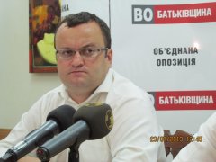Депутат Кедь самовільно захопив земельну ділянку для власних потреб біля універсаму «Жовтневий», - О.Каспрук (+відео) Депутат Кедь самовільно захопив земельну ділянку для власних потреб біля універсаму «Жовтневий», - О.Каспрук (+відео)