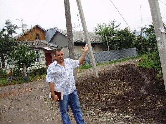 Стовп спотикання на вулиці Обнорського Стовп спотикання на вулиці Обнорського
