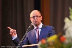 Безнадійні сподівання, або Як у Львові по черзі любили Україну. Безнадійні сподівання, або Як у Львові по черзі любили Україну.