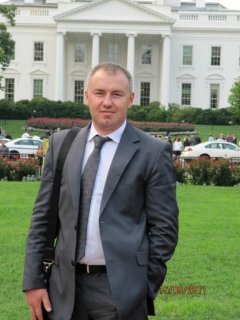 Міська рада тріщить по швах Міська рада тріщить по швах