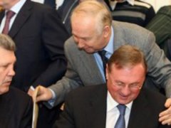 Партія регіонів складається з 7 груп впливу, - Forbes Партія регіонів складається з 7 груп впливу, - Forbes