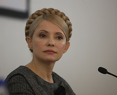 Юлія Тимошенко закликає громадян та опозицію України продовжити євроборотьбу Юлія Тимошенко закликає громадян та опозицію України продовжити євроборотьбу