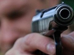 В Чернівцях застрелили 21-річного чоловіка В Чернівцях застрелили 21-річного чоловіка