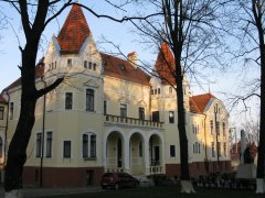 Під час ремонту лікарні в Чернівцях вартість робіт завищена на 173 тис. грн. Під час ремонту лікарні в Чернівцях вартість робіт завищена на 173 тис. грн.