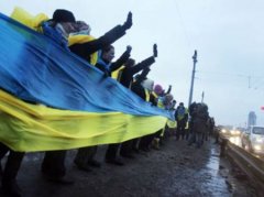 До саміту у Вільнюсі Україну і ЄС з’єднають живим ланцюгом До саміту у Вільнюсі Україну і ЄС з’єднають живим ланцюгом