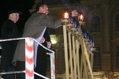 У Чернівцях єднаються Майдани: еврейський і европейський У Чернівцях єднаються Майдани: еврейський і европейський