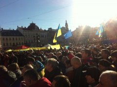 Загальний страйк! Імпічмент Януковичу! Відставка Азарова! Кримінальна справа проти Захарченка! Усунення Михайлішина, недовіра Папієву і головам РДА! Загальний страйк! Імпічмент Януковичу! Відставка Азарова! Кримінальна справа проти Захарченка! Усунення Михайлішина, недовіра Папієву і головам РДА!