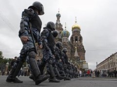 В Борисполі таки приземлилися 2 борти з російським спецназом В Борисполі таки приземлилися 2 борти з російським спецназом