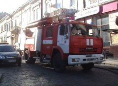 У Чернівцях по вулиці Заньковецької сталася пожежа У Чернівцях по вулиці Заньковецької сталася пожежа