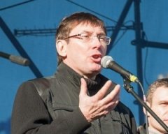 Луценко пояснив, чому перемир'я вигідне протестувальникам Луценко пояснив, чому перемир'я вигідне протестувальникам
