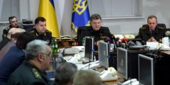 Порошенко терміново збирає Військовий кабінет Порошенко терміново збирає Військовий кабінет