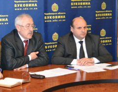 Губернатор разом з головою облради полетіли до Америки Губернатор разом з головою облради полетіли до Америки