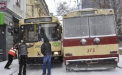 Тролейбусне управління у Чернівцях відключать через борги за електрику. Водоканал вже відключений Тролейбусне управління у Чернівцях відключать через борги за електрику. Водоканал вже відключений