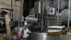 На Буковині батько з сином організували незаконне виробництво алкогольних напоїв На Буковині батько з сином організували незаконне виробництво алкогольних напоїв