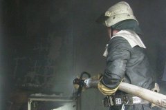 У Вижниці на пожежі виявлено тіло чоловіка У Вижниці на пожежі виявлено тіло чоловіка