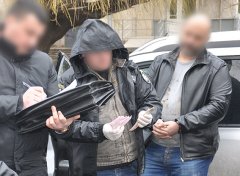 У Чернівцях на хабарі взяли чиновника з управління освіти (оновлено) У Чернівцях на хабарі взяли чиновника з управління освіти (оновлено)