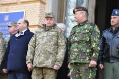 Начальники генштабів України та Румунії підписали «дорожну карту» на 2017-18 роки Начальники генштабів України та Румунії підписали «дорожну карту» на 2017-18 роки