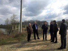 Губернатор Буковини тазаступник Міністра інфраструктури обговорили перспективи завершення будівництва мостів на Путильщині Губернатор Буковини тазаступник Міністра інфраструктури обговорили перспективи завершення будівництва мостів на Путильщині
