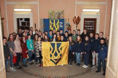 ПРЕЗЕНТАЦІЯ ФОТОВИСТАВКИ «ШИРОКИНСЬКА ОПЕРАЦІЯ В ОБЛИЧЧЯХ» У ЧЕРНІВЦЯХ (ФОТО) ПРЕЗЕНТАЦІЯ ФОТОВИСТАВКИ «ШИРОКИНСЬКА ОПЕРАЦІЯ В ОБЛИЧЧЯХ» У ЧЕРНІВЦЯХ (ФОТО)