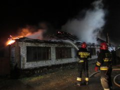 На Хотинщині рятувальники ліквідували пожежу в господарській будівлі На Хотинщині рятувальники ліквідували пожежу в господарській будівлі