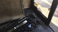 Через підпал офісу «Опозиційного блоку» в Дніпрі відкрили кримінальне провадження Через підпал офісу «Опозиційного блоку» в Дніпрі відкрили кримінальне провадження