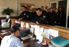 У Чернівцях поліцейські здали кров для постраждалих у ДТП У Чернівцях поліцейські здали кров для постраждалих у ДТП