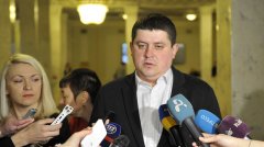 Парламент повинен терміново прийняти рішення щодо перевиборів Чернівецької міськради, – Максим Бурбак Парламент повинен терміново прийняти рішення щодо перевиборів Чернівецької міськради, – Максим Бурбак