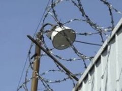Молодий чернівчанин за крадіжки засуджений до трьох з половиною років позбавлення волі Молодий чернівчанин за крадіжки засуджений до трьох з половиною років позбавлення волі