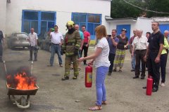 У Чернівцях відбулися навчання з питань пожежної безпеки для медичних працівників області У Чернівцях відбулися навчання з питань пожежної безпеки для медичних працівників області