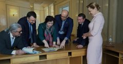 Найменшу в Україні область представляють 15 депутатів. Хто вони та як працюють у Верховній Раді? Найменшу в Україні область представляють 15 депутатів. Хто вони та як працюють у Верховній Раді?