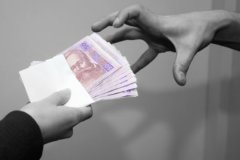 Затримали поліцейського-хабарника Затримали поліцейського-хабарника