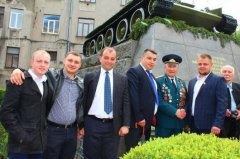 Опоблок судиться з депутатом Ольгою Кобевко та газетою «Час» Опоблок судиться з депутатом Ольгою Кобевко та газетою «Час»