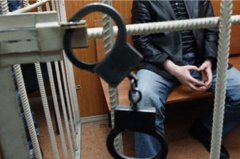 Буковинець, який намагався надати хабар працівнику поліції, залишиться під вартою Буковинець, який намагався надати хабар працівнику поліції, залишиться під вартою