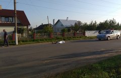 У Сторожинці місцевий житель потрапив під колеса іномарки (ФОТО) У Сторожинці місцевий житель потрапив під колеса іномарки (ФОТО)