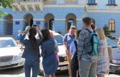 У Чернівцях побільшало туристів У Чернівцях побільшало туристів