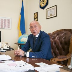Сідляр здивований, чому у владі немає Баглея, Івашина, Петра і Ольги Кобевко, та має великі сподівання на Павлюка Сідляр здивований, чому у владі немає Баглея, Івашина, Петра і Ольги Кобевко, та має великі сподівання на Павлюка