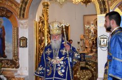 Патріарх Філарет освятив храм у столиці Буковини Патріарх Філарет освятив храм у столиці Буковини