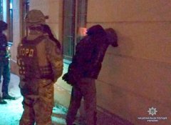 За три місяці цього року поліція припинила на Буковині діяльність 4 наркопритонів і однієї нарколабораторії За три місяці цього року поліція припинила на Буковині діяльність 4 наркопритонів і однієї нарколабораторії