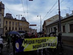 У Чернівцях пройшов фестиваль до Дня матері та сім’ї У Чернівцях пройшов фестиваль до Дня матері та сім’ї